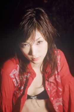 白峰美羽